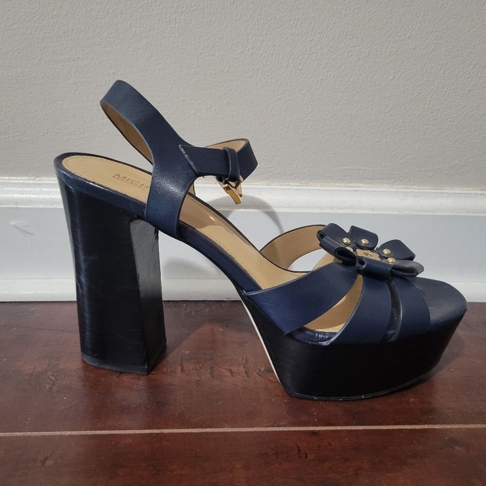 Michael Kors, size 7. Navy Blue block heel